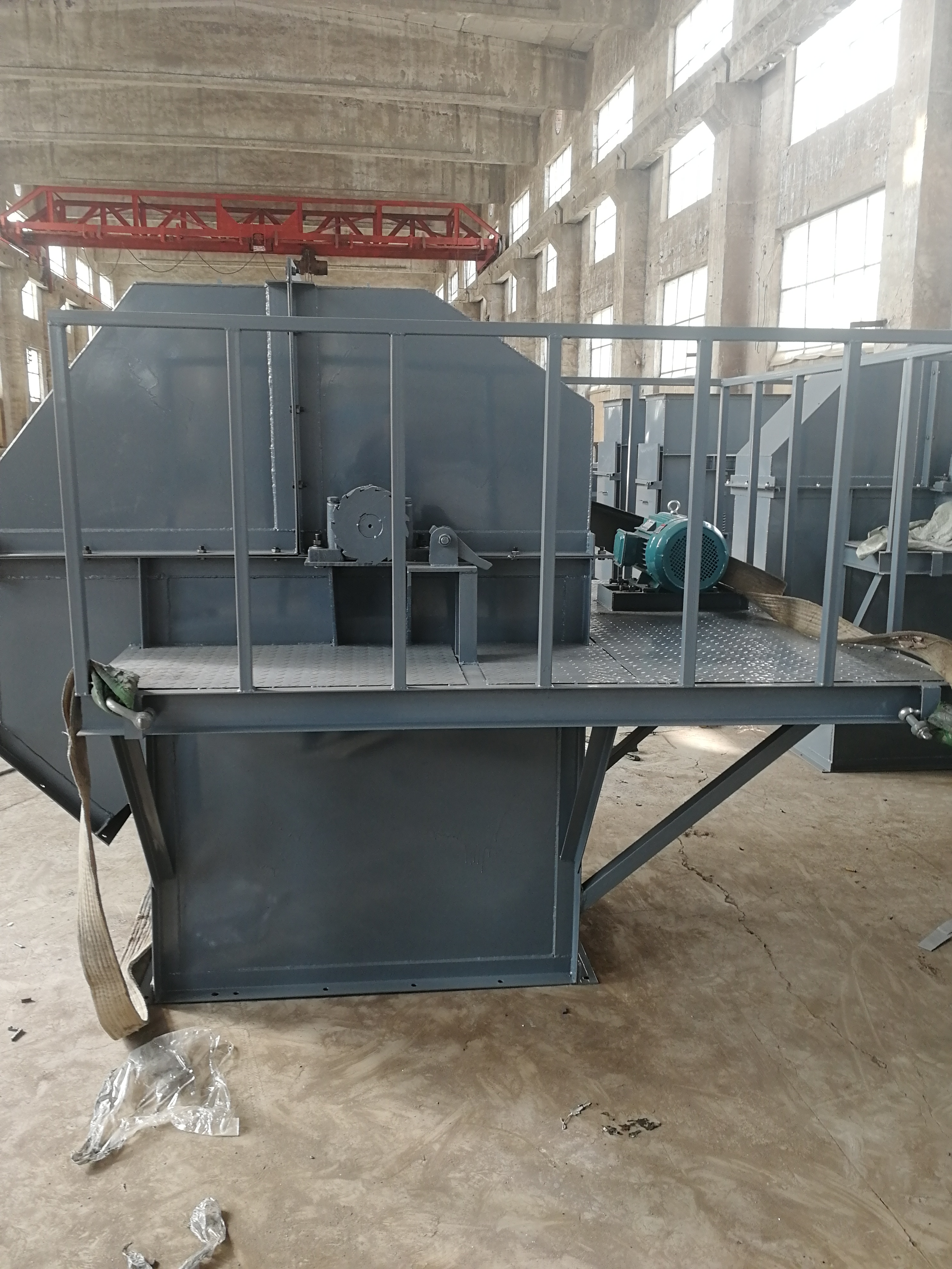 鬥式提升機在作業過程中會有哪些風險問題?(鬥式提升機的結構)